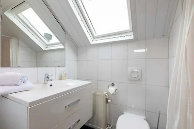 Helle Wohnung für 4 pax  nur wenige Gehminute...