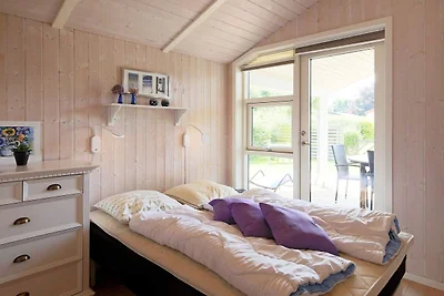 4 Personen Ferienhaus in Føllenslev-By Traum