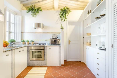 Penthouse-Apartment mit privatem Garten