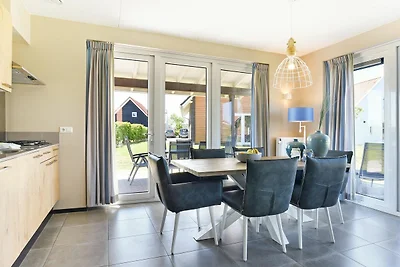 Luxe huis met sauna, op 700 m. van het strand