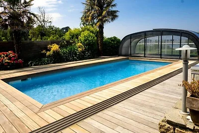 Ty goas treiz · Ty Goas Treiz Piscina e vista