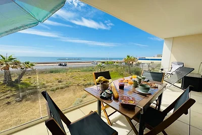 Seaside Escape mit Balkon