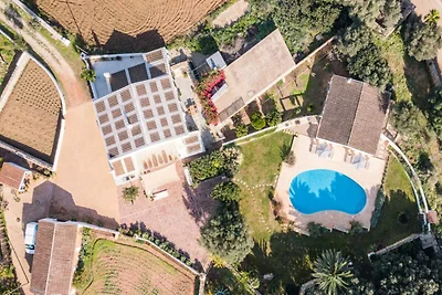 Villa in Menorca mit privatem Pool und Garten