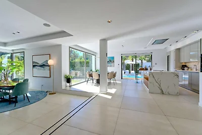 Villa in Puerto Banús mit beheiztem Pool