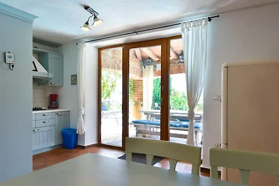 Villa mit Pool in Kaštelir für 9 Personen