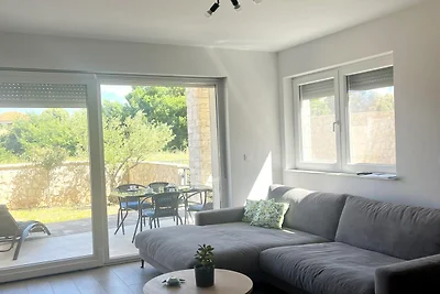 Apartment Mariner 1 mit beheiztem Pool