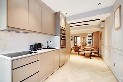 Modernes Souplex-Apartment mit Klimaanlage