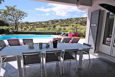 Ferienhaus in Saint-Tropez mit beheiztem Pool