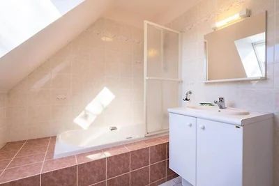 Häuser & Villen für 8 Personen