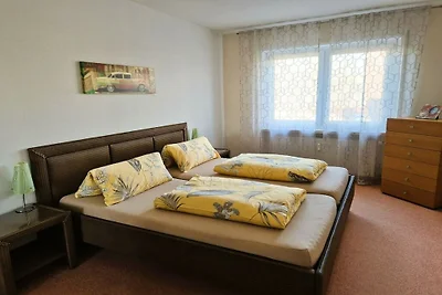 Strandbad40 OG, Stützle