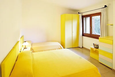 Ferienhaus in Porto Pollo mit Garten