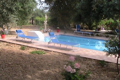 Geräumige Villa mit Whirlpool in Sfakaki,...