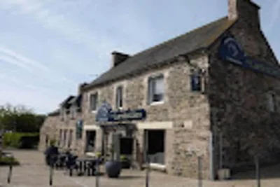 Wohnung in Dahouet mit Hafenblick