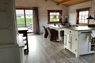 Holiday house in Ouddorp with Swimming Pool