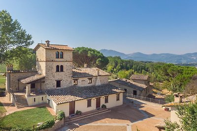 Agriturismo Borgo Pulciano in Montone