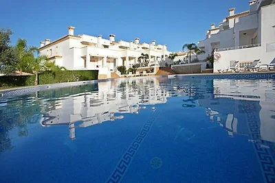 Villa vicino ad Albufeira con piscina e campo...