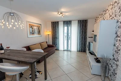 Wohnung in Selce mit Schwimmbecken