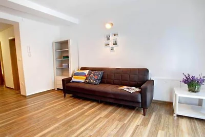 Stylish Retreat with BBQ and Modern Amenities...