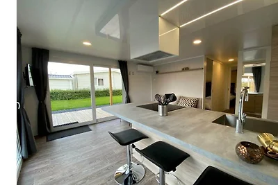 Ferienhaus in Dordrecht mit Terrasse