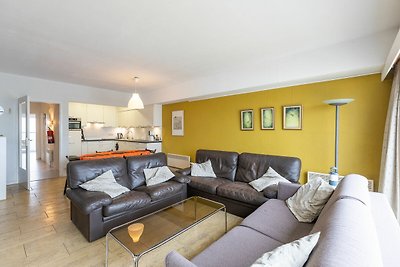 Appartement im 9. Stock für eine Familie