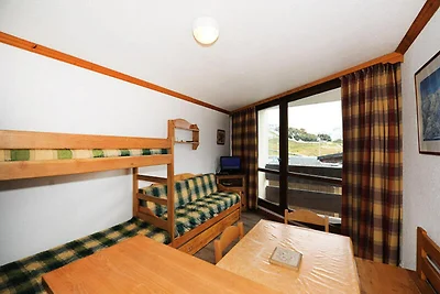 Monolocale luminoso · Accesso diretto alle pi...