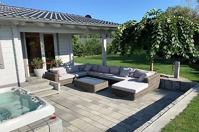 Ferienhaus in Kolkwitz mit Schwimmbecken