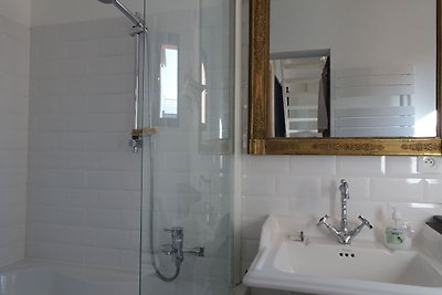 Komfortables Ferienhaus, 50 m Strand, St.