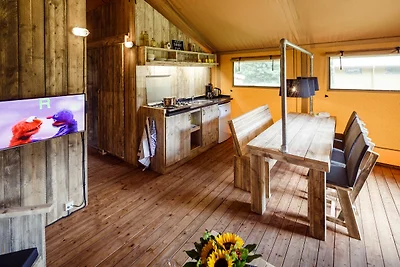 Stimmungsvolles Glampingzelt mit Bad in der...