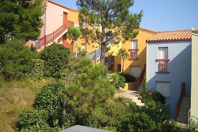 Appartamento con balcone o terrazza vicino al...