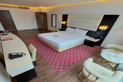 Skyline View | Club King Verblijf | Sheikh Za...