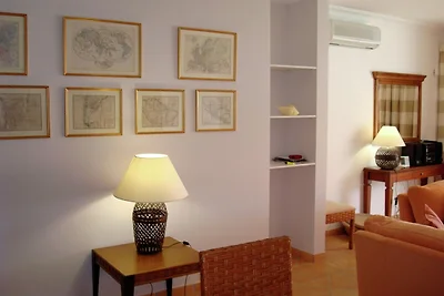 Geräumiges Apartment in Quarteira mit Grill