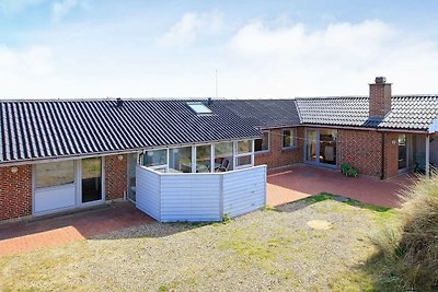 Geräumiges Ferienhaus mit Sauna in Ringkøbing
