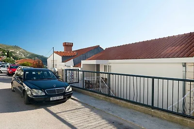 Apartment mit Terrasse und Meerblick