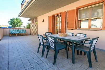 Hütte in Rispescia mit Terrasse