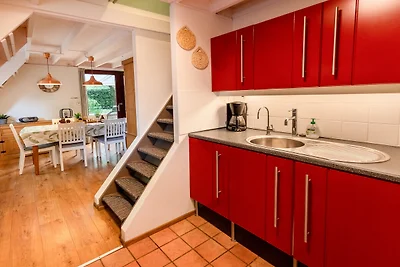 Gemütliches Chalet mit Sauna in Lanaken