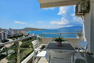 Elegante appartamento con vista panoramica