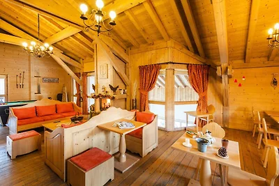 Ampio chalet alpino per 10 persone