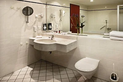 H4 Hotel Kassel by Sunday Suites