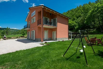 Casa vacanze a Borgo Pace con piscina
