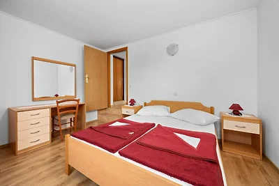Ruhige Wohnung direkt am Meer auf der Insel...