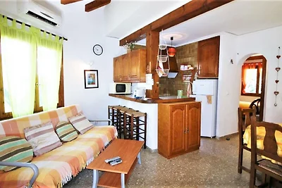 Gezellige bungalow in Denia met privéterras
