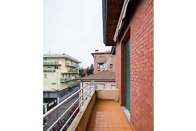 Wohnung in Bologna mit Balkon und Parken