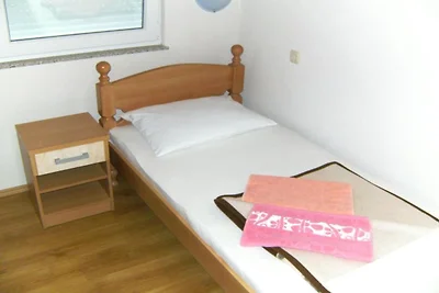 Elez Serenity Guesthouse -Triple room 3