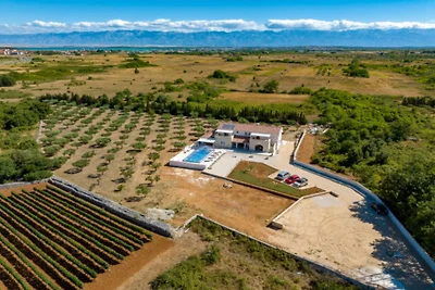 Rustic Villa Perosa With Heated Pool