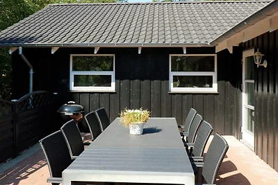 8 persone case ad Hadsund