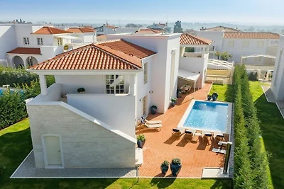 Villa a Vabriga con piscina