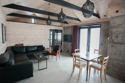 Üppige Hütte in Tórshavn