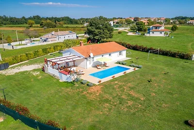Ferienhaus in Barban mit Schwimmbecken
