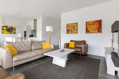 Gloednieuwe luxe villa