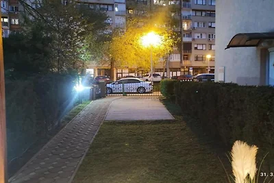 One Bedroom Apartment with Garden